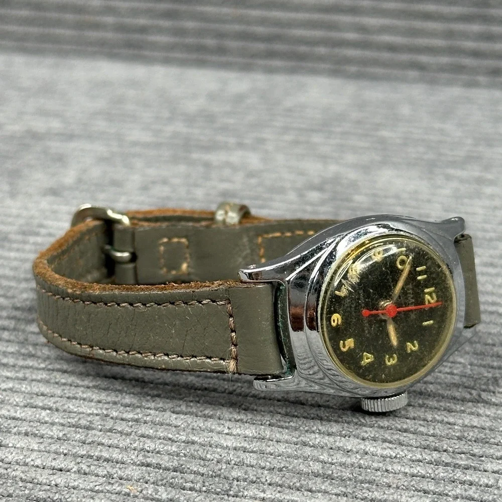 Vintage Timex Military Style Manual Wind Watch Black Dial Red Hand 10 M45